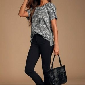 ⚠️DONATING SOON‼️NWT Free People Gray Snakeskin Animal Print Burnout Tee XS